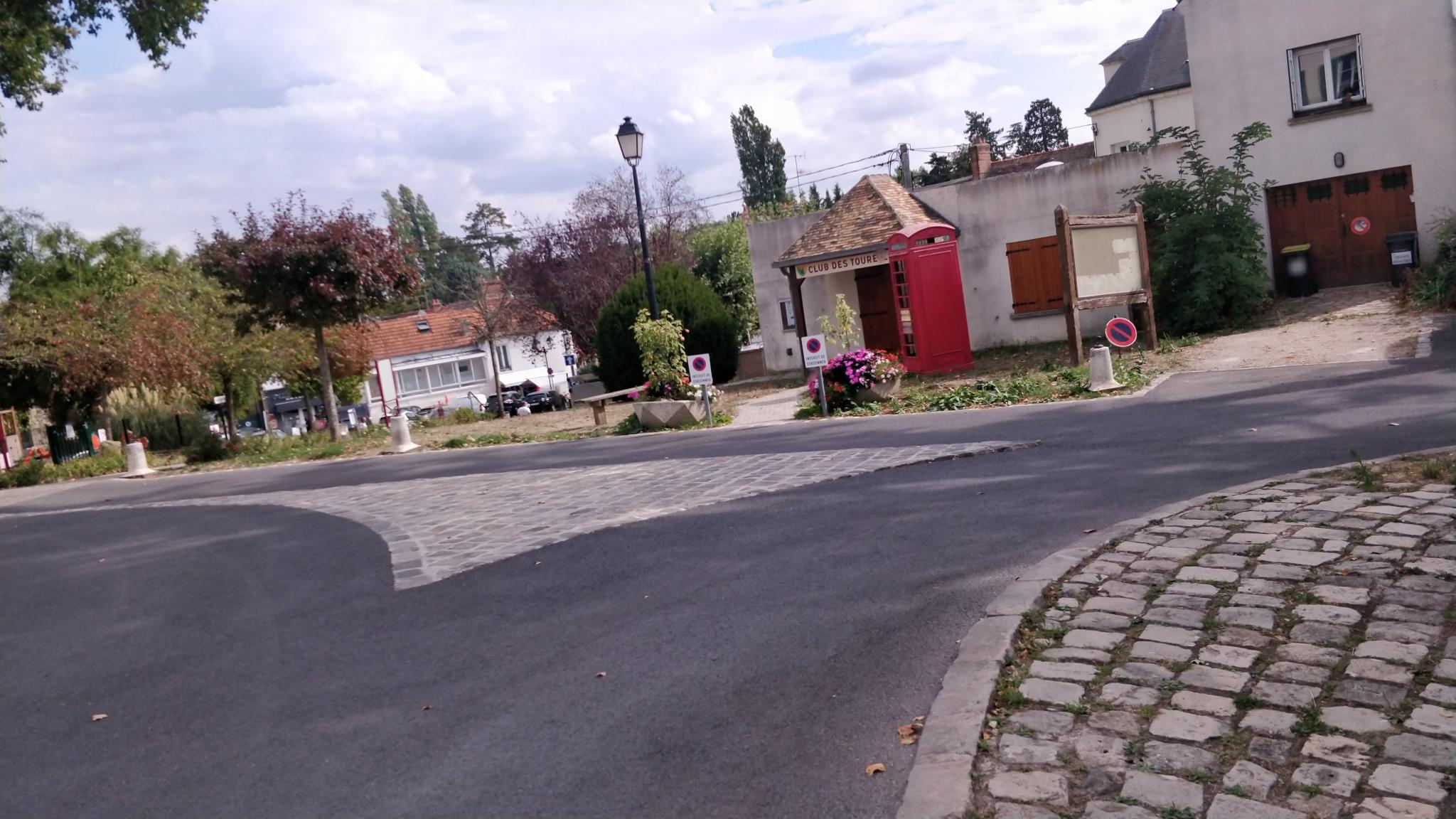 Vue de Point conseil budget - Union départementale des associations familiales (UDAF 91) - Saint-Chéron