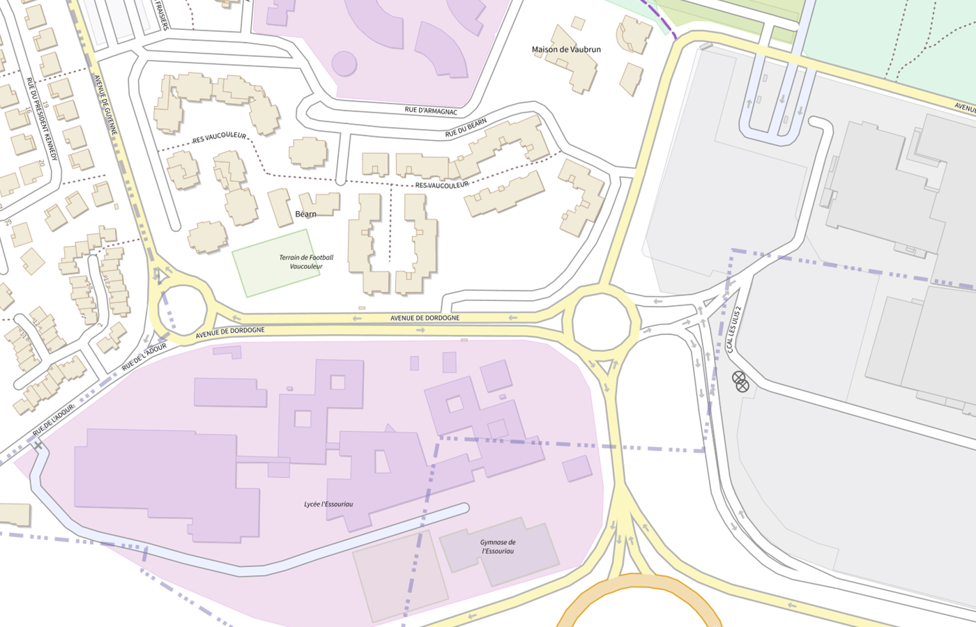 Plan IGN de situation de Section d'enseignement professionnel du lycée polyvalent L'Essouriau