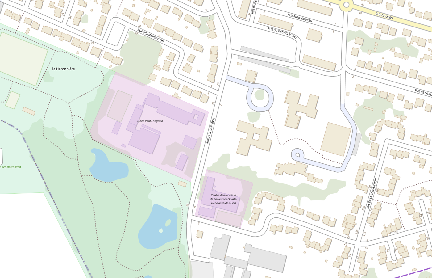 Plan IGN de situation de Lycée Paul Langevin